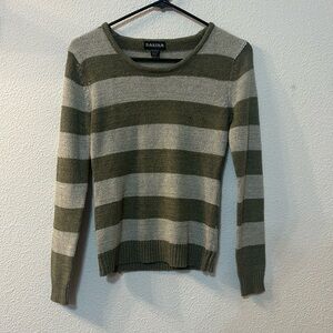 Sakina striped crew neck sweater size small